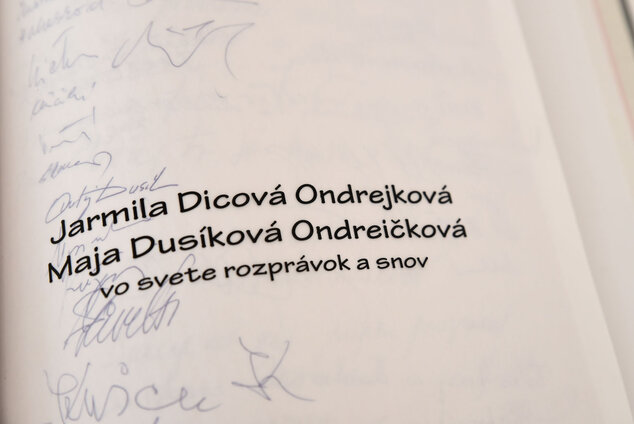 Vo svete rozprávok a snov - jarmila dicová ondrejková a maja dusíková ondreičková - DSC_4938 copy