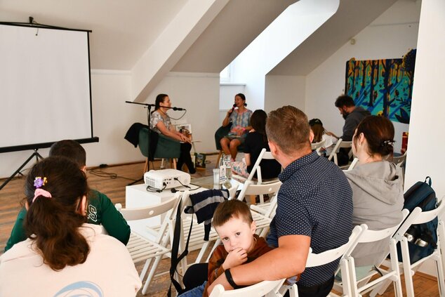 Festival príbehov a vernisáž výstavy príbehy na stenách - 460919568 1335905990921200 4652520613251506810 n