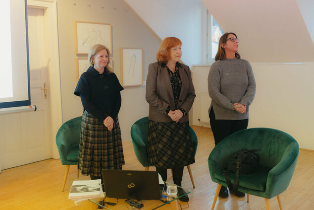 Finisáž výstavy igor kalný – nič než umelec - finisaz_kalny_dvaja (8)