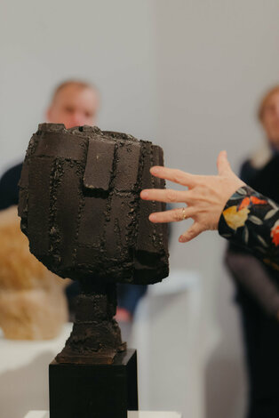 Finisáž výstavy rudolf uher – stopy - finisaz_uher_dvaja (82)