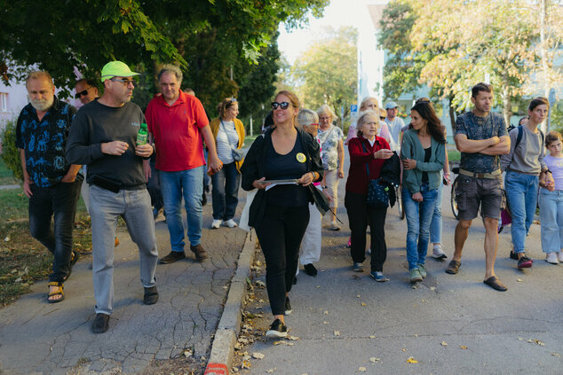 Komentovaná prehliadka sídliska dlhé hony - cat_dlhé_hony_dvaja (44)