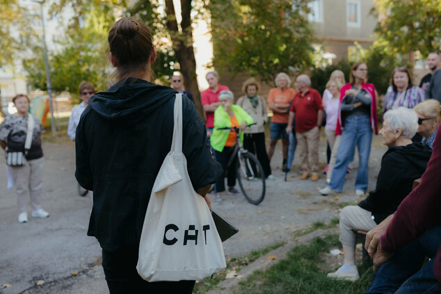 Komentovaná prehliadka sídliska dlhé hony - cat_dlhé_hony_dvaja (6)