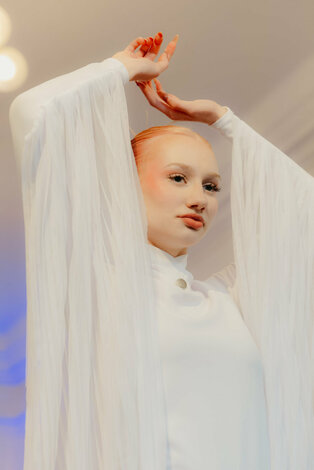 Módna prehliadka - galeria_bazovskeho_prehliadka_dvaja (25)