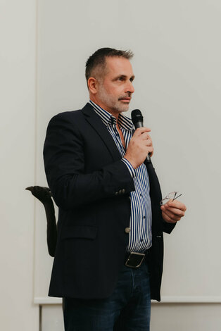 Rudolf uher/ stopy - uher_stopy_galeria_bazovsky_dvaja (85)