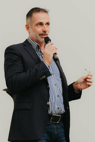 Rudolf uher/ stopy - uher_stopy_galeria_bazovsky_dvaja (92)