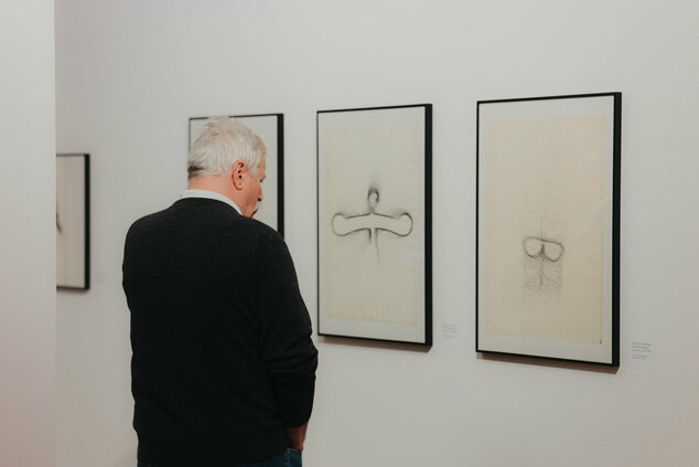 Vernisáž igor kalný - kalny_galeria_bazovsky_dvaja (18)