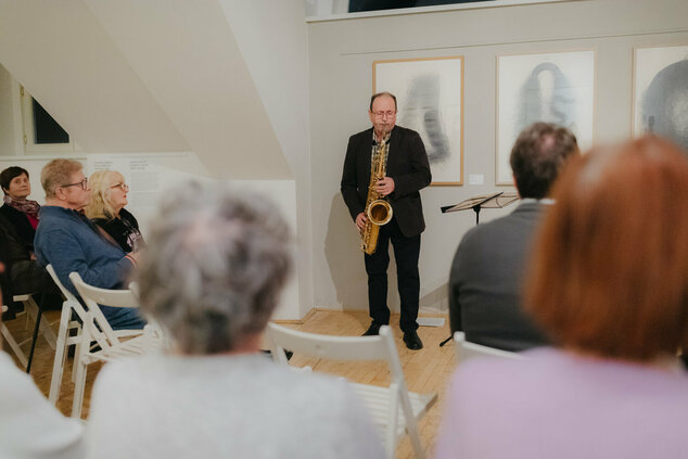 Vernisáž igor kalný - kalny_galeria_bazovsky_dvaja (40)