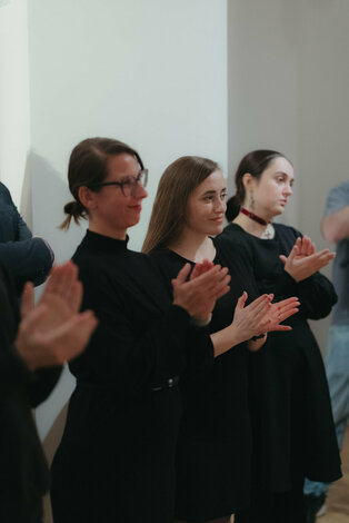 Vernisáž igor kalný - kalny_galeria_bazovsky_dvaja (78)