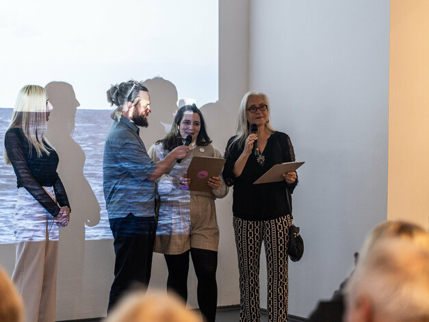Vernisáž marit benthe norheim - nemocnica pre morské panny - 19-_DSC3934