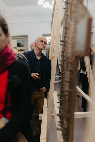 Vernisáž stano filko - trenčín_26_otvárací_víkend_piatok_dvaja (247)