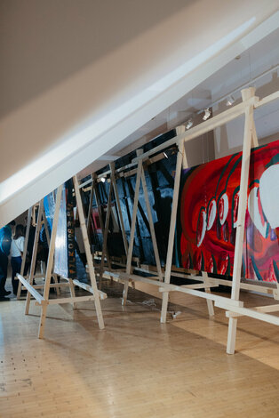 Vernisáž stano filko - trenčín_26_otvárací_víkend_piatok_dvaja (277)