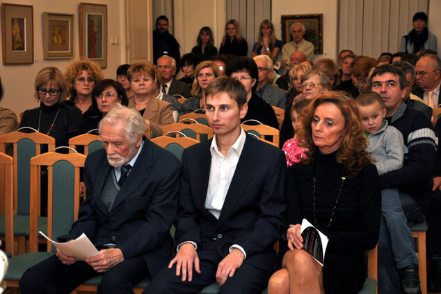 Vernisáž výstav miloša šimurdu a grafiky zo zbierky galérie - Foto 528