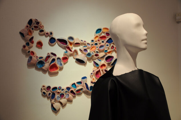 Vernisáž výstavy budúcnosť textilu - future of textile - DSC_0033