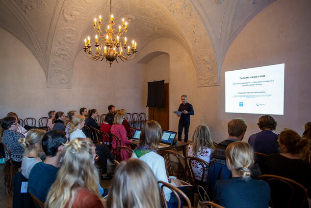 Workshop "využití tabletů v muzejní edukaci" - _MGL2048