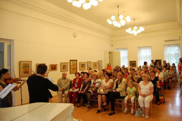 Vernisáž výstavy "náš svet" - Dsc 0013