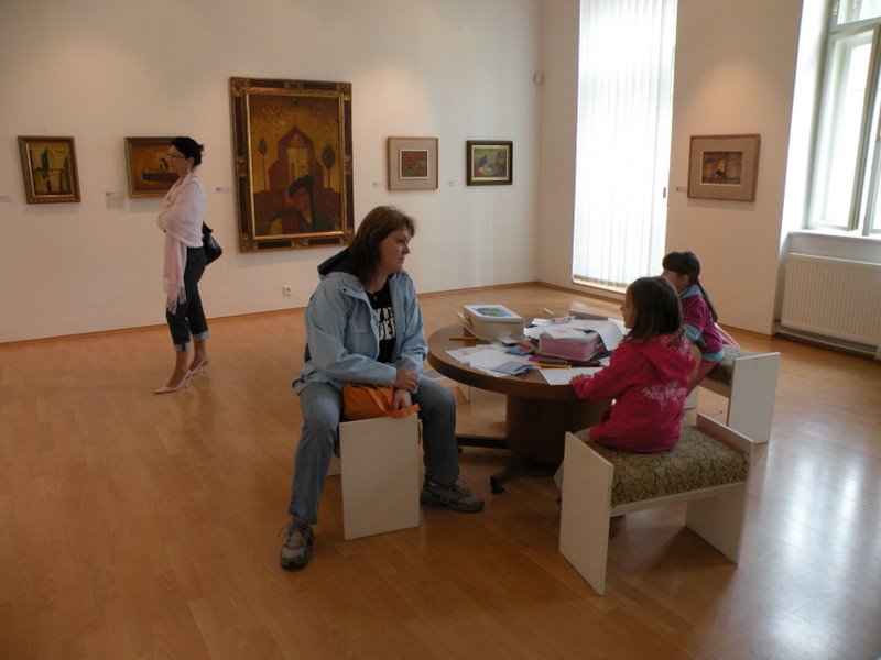 Návštevníci v expozícii M. A. Bazovského